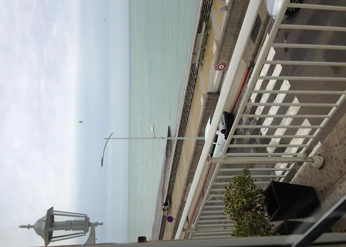 Hotel Les Fregates 2*